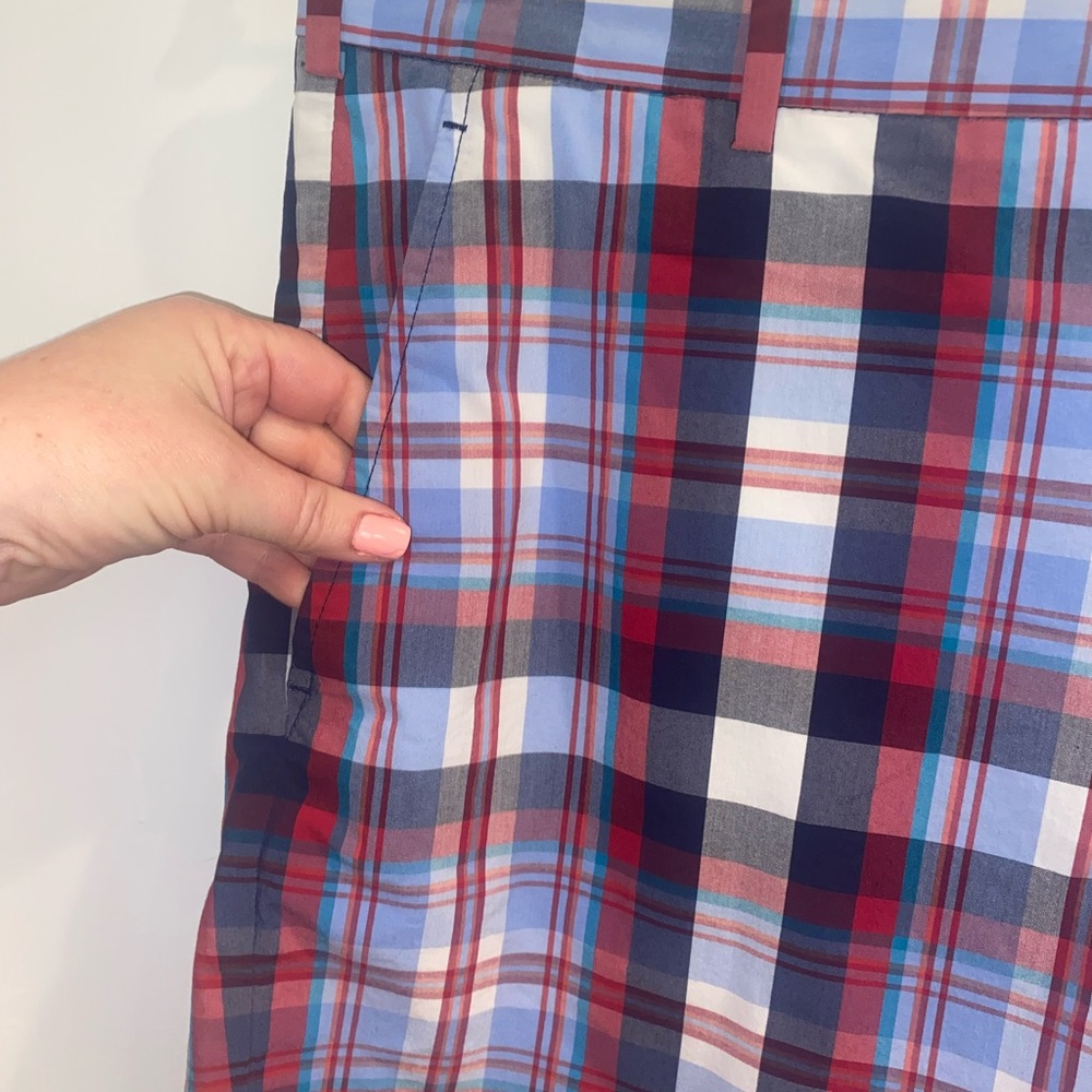 Brooks Brothers Men’s Red Blue Plaid Shorts | W34 | 9” Inseam - Picture 4 of 13
